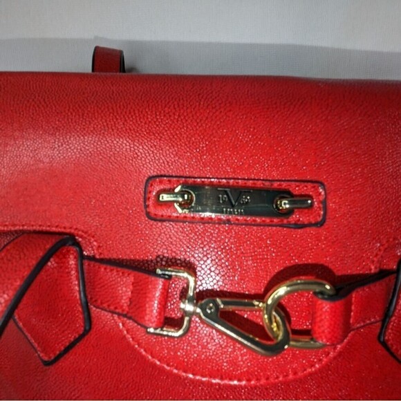 19V69 Italia Red Handbag - Picture 4 of 13